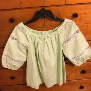 Green Strip, Elbow length Sleeves